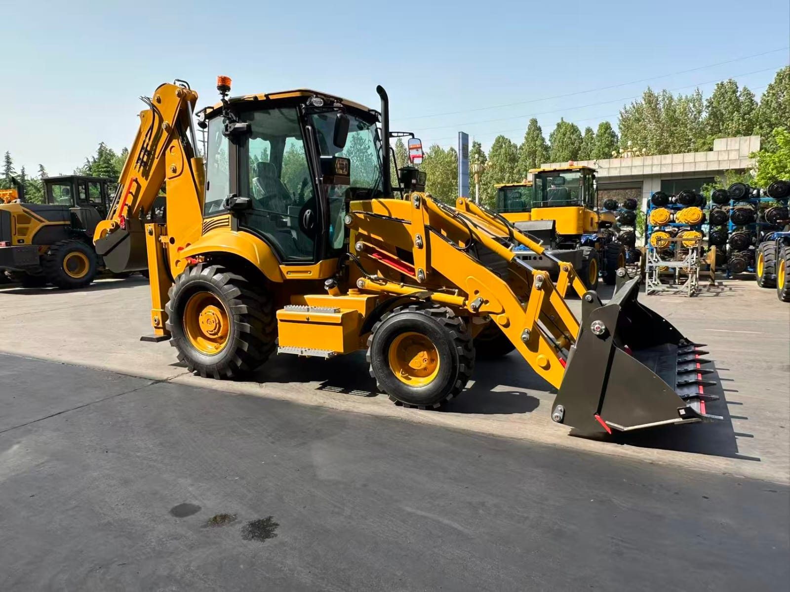 CTX380-5 Backhoe Loader