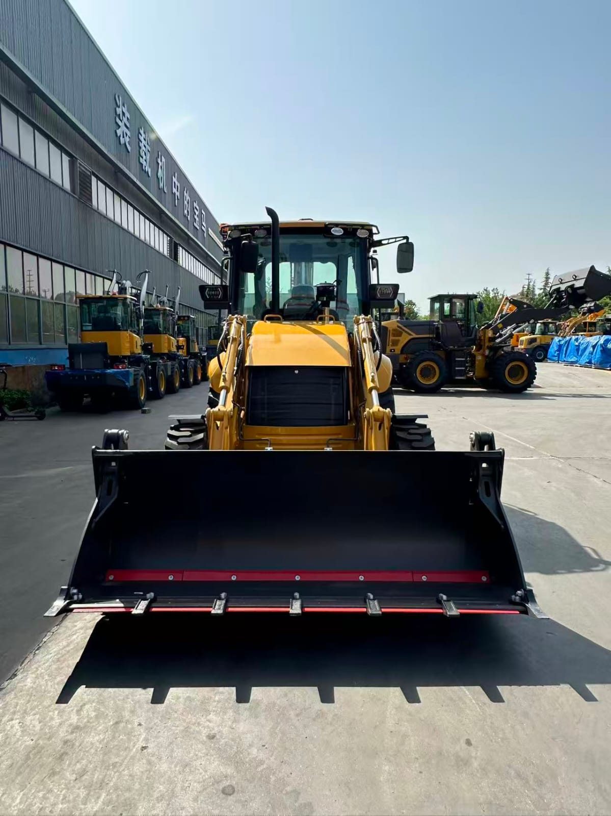 CTX380-5 Backhoe Loader gallery