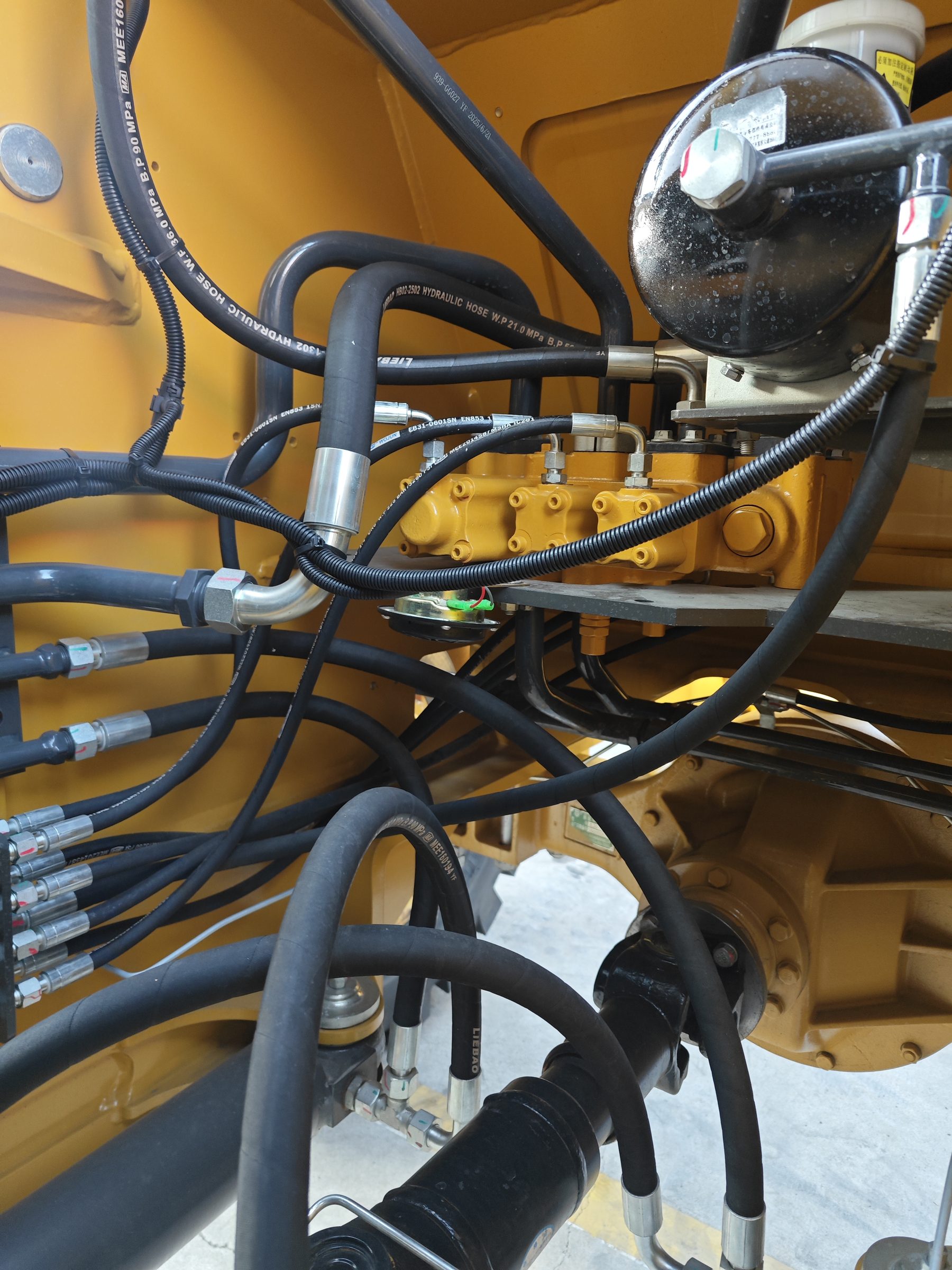 CTX939 Wheel Loader gallery